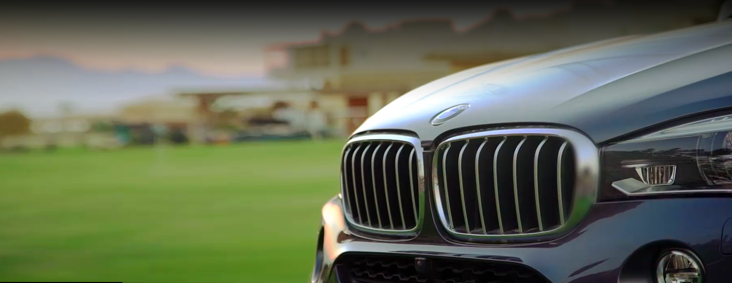 bmw-car-grill-zoomed-on-golf-court